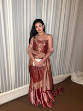 Load image into Gallery viewer, Brocade saree
