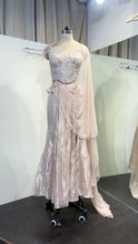 Load image into Gallery viewer, Riya's Organza Saree | Peach
