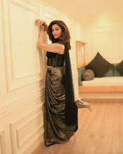 Load image into Gallery viewer, Rubina Dilaik | Opal Embellished Corset | Black
