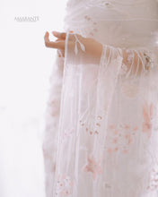 Load image into Gallery viewer, Dishnira Custom Hand Embellished Bridal Saree | Pearl White
