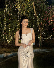 Load image into Gallery viewer, Aditi Srivastava | Sangria Lycra Drape Saree | White | 2 Piece Set
