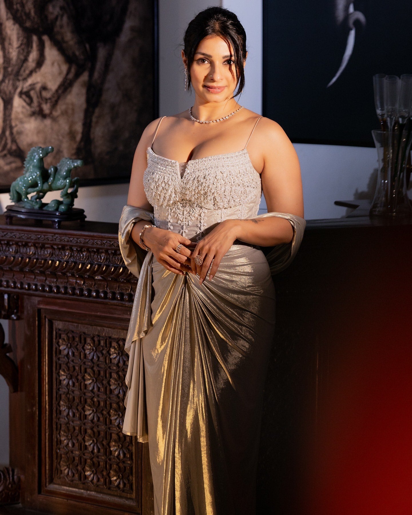 Tanishaa Mukerji - Sangria Lycra Drape Saree | White | 2 Piece Set