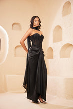Load image into Gallery viewer, Chardonnay Crystal Drape Set | Black | 3 Piece Set
